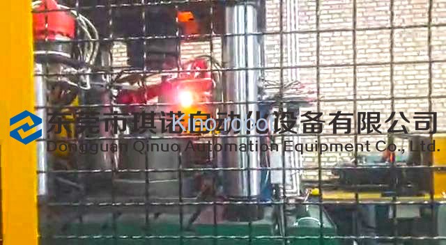 工業(yè)機(jī)器人 工業(yè)機(jī)器人